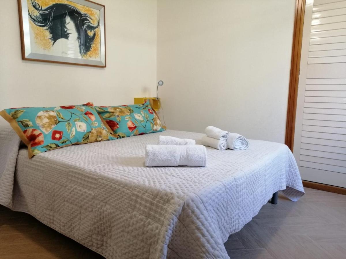 Вилла Mondello Beach The House With Green Lawns Экстерьер фото