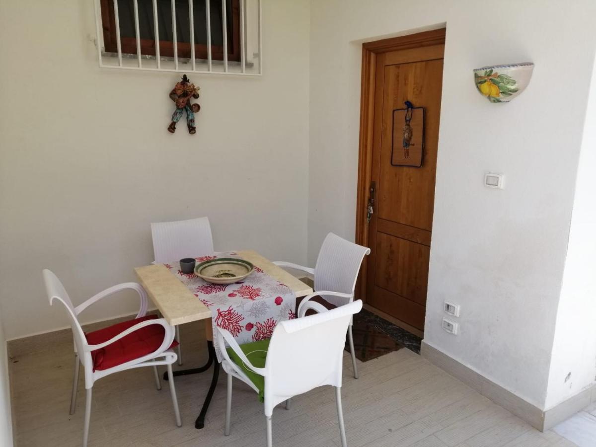 Вилла Mondello Beach The House With Green Lawns Экстерьер фото