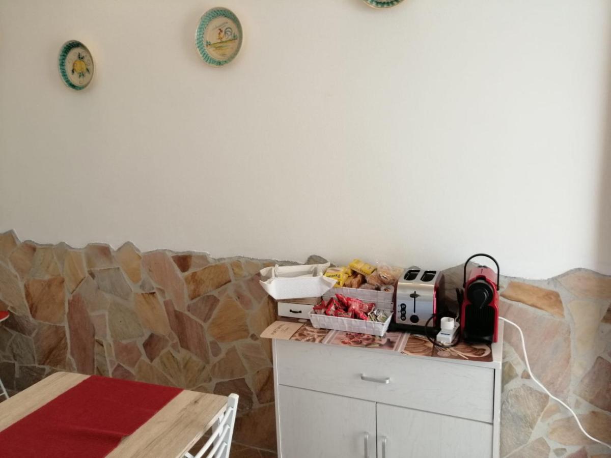 Вилла Mondello Beach The House With Green Lawns Экстерьер фото
